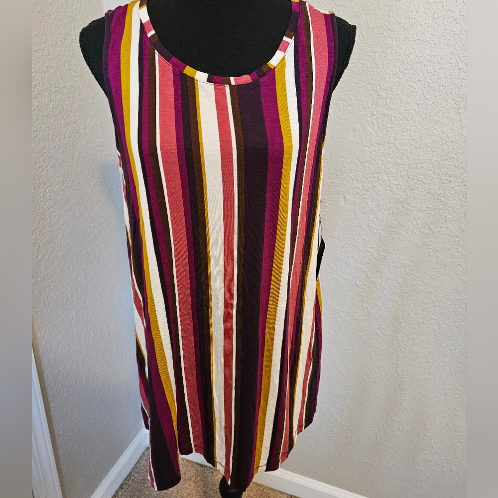 Sleeveless Shirt